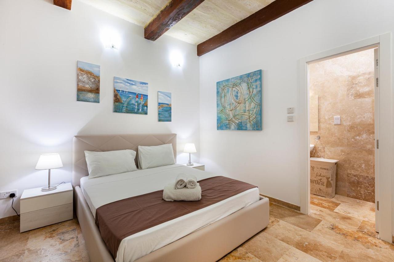 Designer Home With Comfy Sofa In Central Valletta By 360 Estates Esterno foto