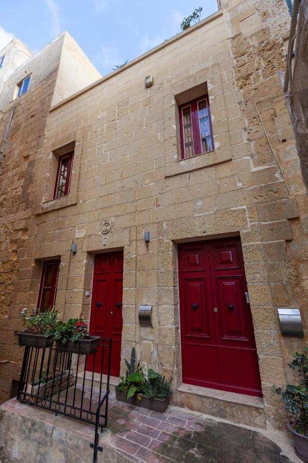 Designer Home With Comfy Sofa In Central Valletta By 360 Estates Esterno foto
